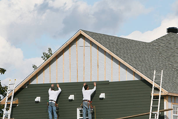 Professional Emergency Siding Repair technician working in New Freeport, PA